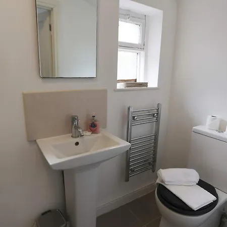 Apartament One Bedroom Ground Floor Flat In Clifton Village